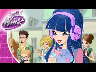 Winx Club - World Of Winx - Serie 2 Ep.3 - L'uomo alligatore (Clip)