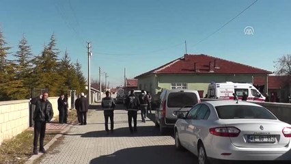 Tüfekle Oynayan Çocuk Annesini Vurdu