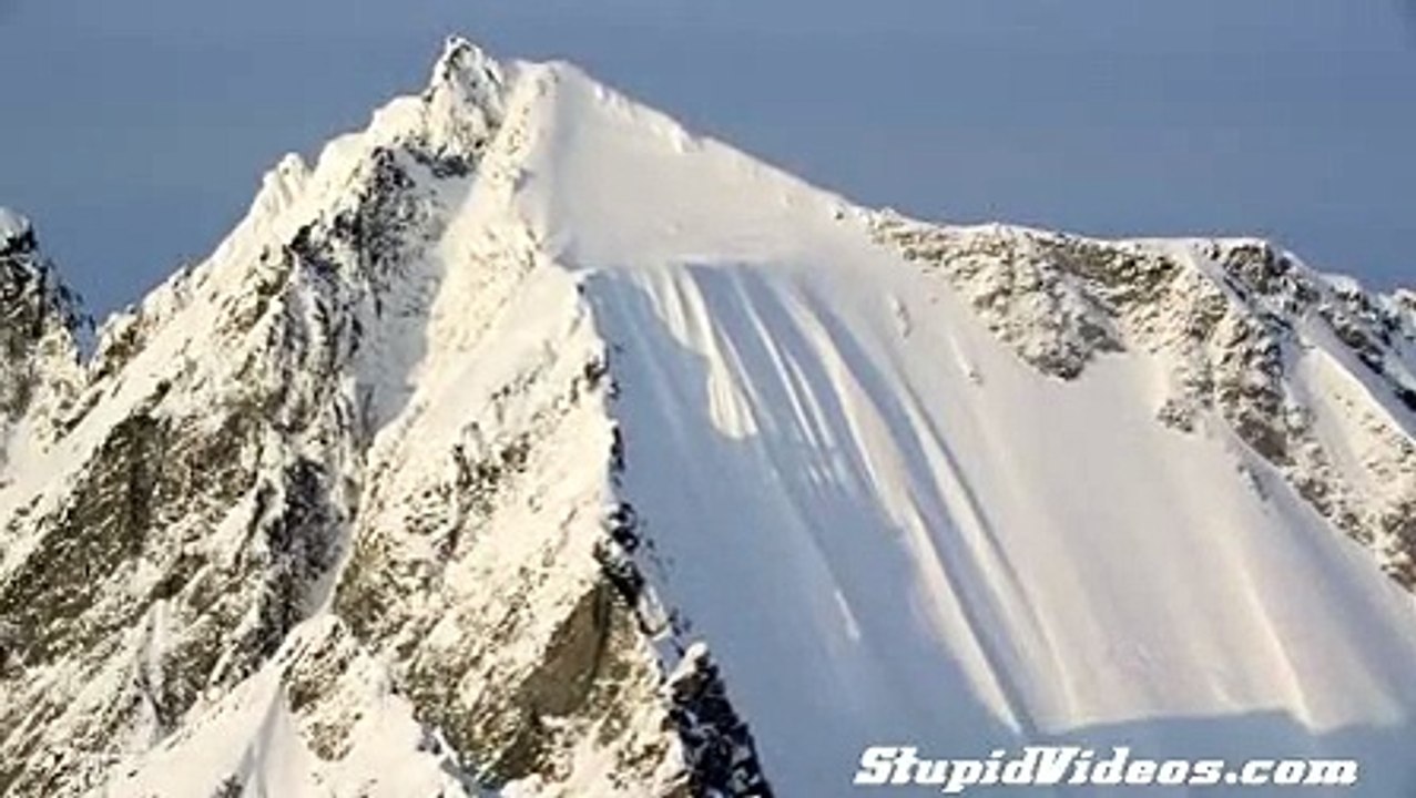 Skier Survives 1,600ft Fall