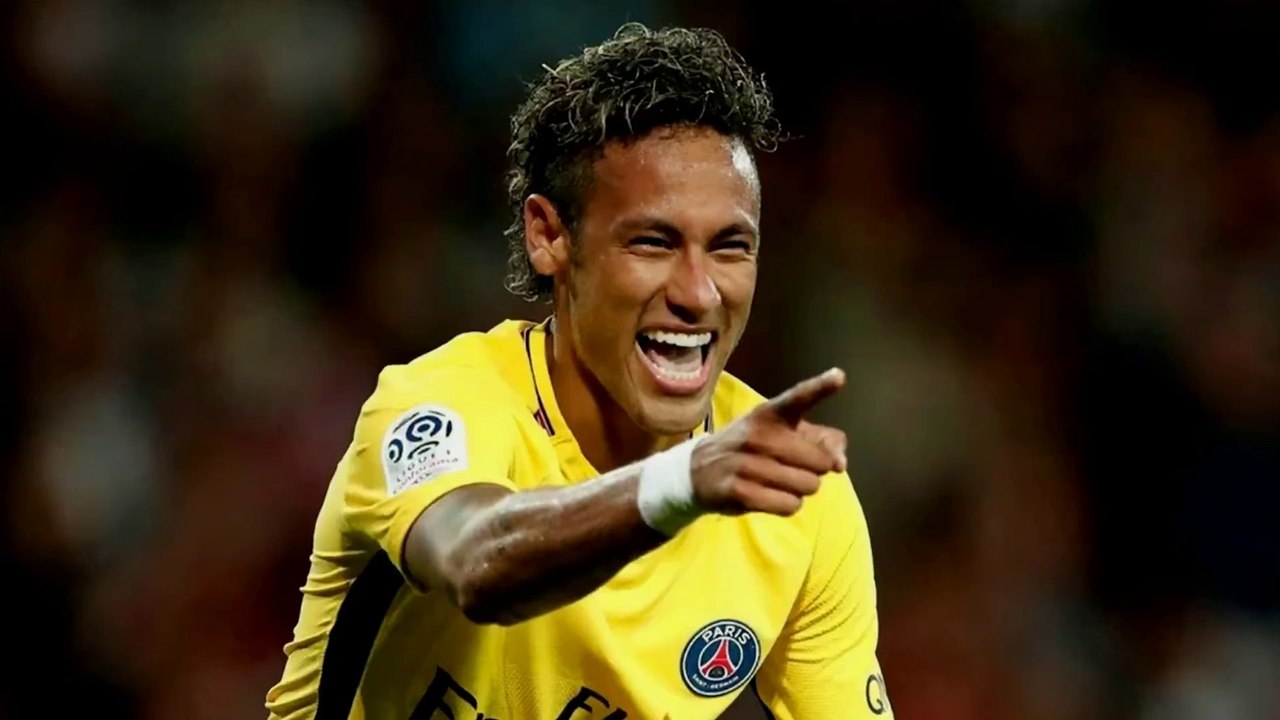 10 Performances LÉGENDAIRES de Gardiens dans le Foot