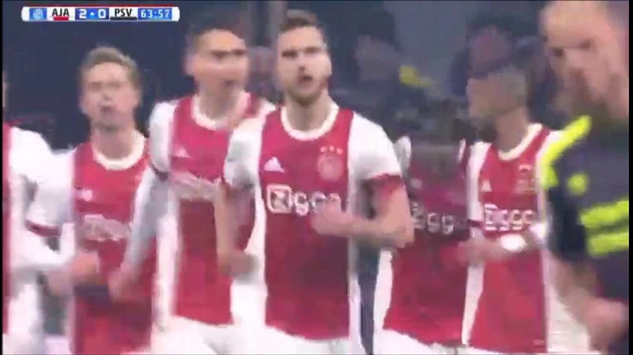 Lasse Schone Goal vs PSV (2-0)
