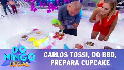 Carlos Tossi, do BBQ, prepara cupcake
