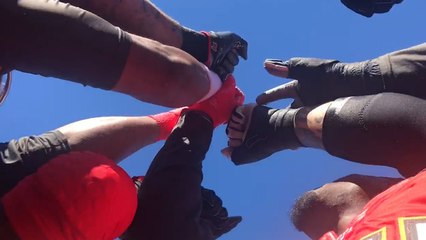 Lavonte David pumps up the Bucs with a pregame speech