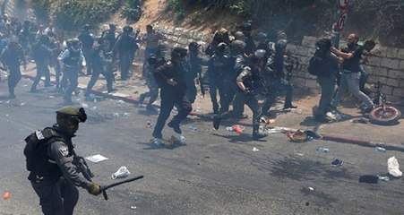 İsrail Polisi, Batı Şeria'da Filistinlilere Vahşice Saldırdı: 61 Yaralı