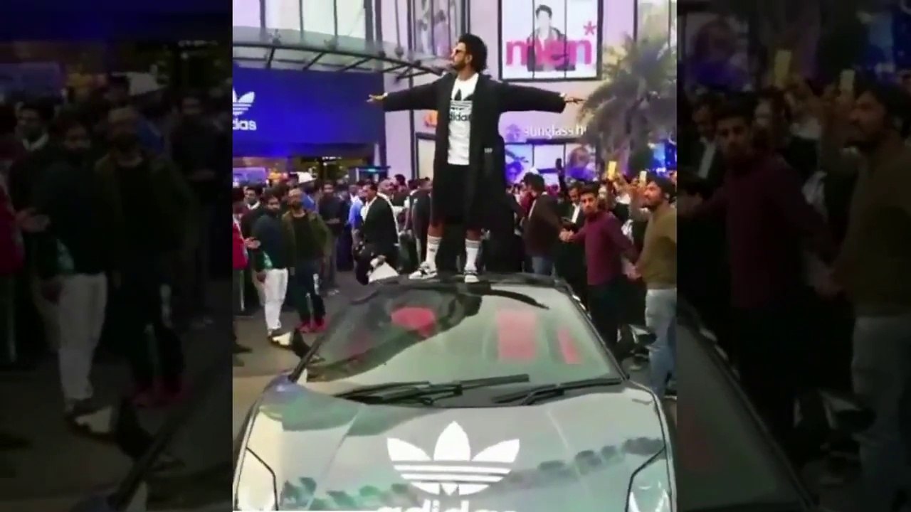 Ranveer_singh_s_GRAND_ENTRY_on_Lamborghini_Sport_Car_At_Adidas_Store_Launch_In_D