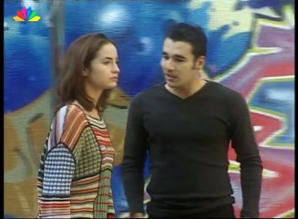 ΒΑΘΥ ΚΟΚΚΙΝΟ Επεισόδιο 9