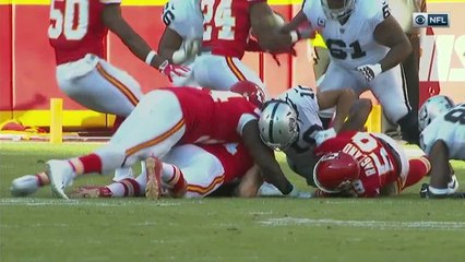 Steven Nelson rips ball out of Holton's hands, Chiefs recover
