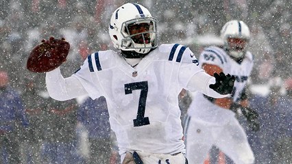 Jacoby Brissett finds T.Y. Hilton for 10-yard gain
