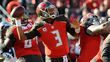 Jameis Winston finds Chris Godwin for 17 yards