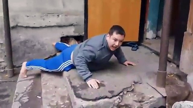 Мы русские, мы все равно поднимемся с колен