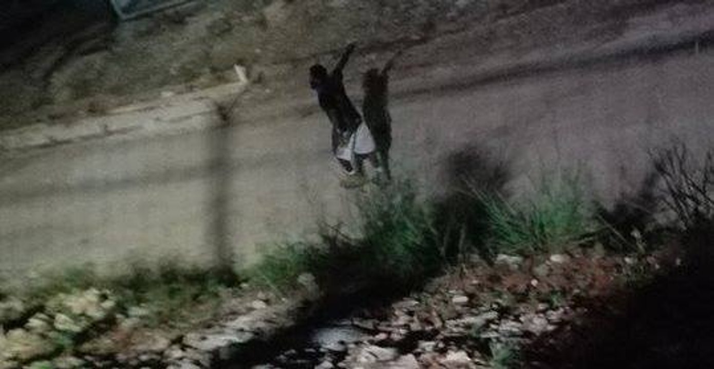 'Drunk' Locals Threaten Manus Island Asylum Seekers at New Accommodation