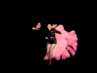 Zizi Jeanmaire-PLUMES ET DIAMANTS