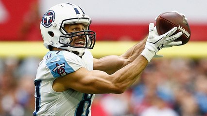 Marcus Mariota finds wide-open Eric Decker for 29 yards