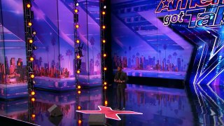 Johnny Manuel - Guy Covers Whitney Houston's 'I Have Nothing' - America's Got Talent 2017-72WMprLONBQ