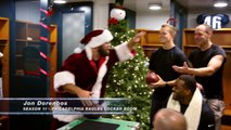 Jon Dorenbos - Magician Performs Holiday Card Trick from Eagles' Locker Room - America's Got Talent-dwoOvk9d8tk