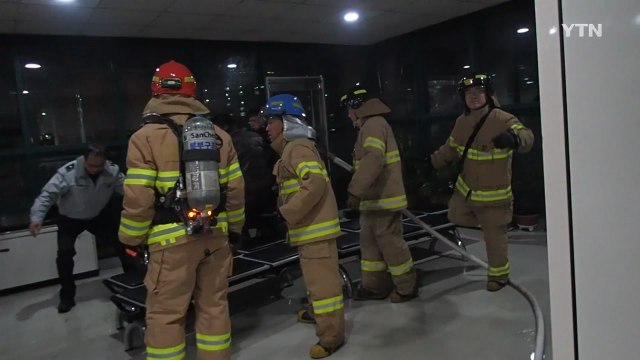 왜 퇴원시켜 40대 병원서 방화 시도...화재도 잇따라 / YTN