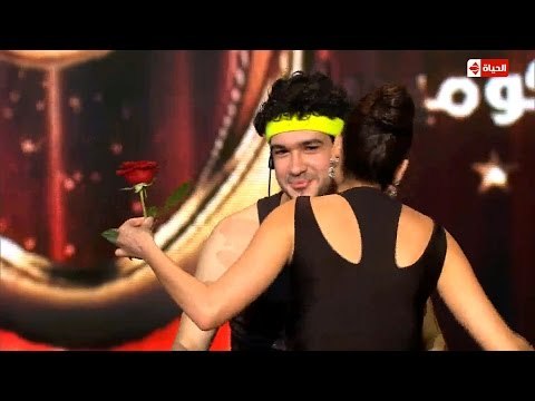 The Comedy - محمود تركي يحصل على ما هو أكبر من التقييم قبلة من سيرين عبد النور