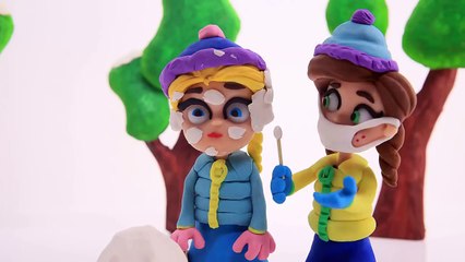 Princess Elsa Baby and Hulk lay the Christmas tree  Frozen Play Doh Cartoon Stop Motion-eQiTnpfMqbs