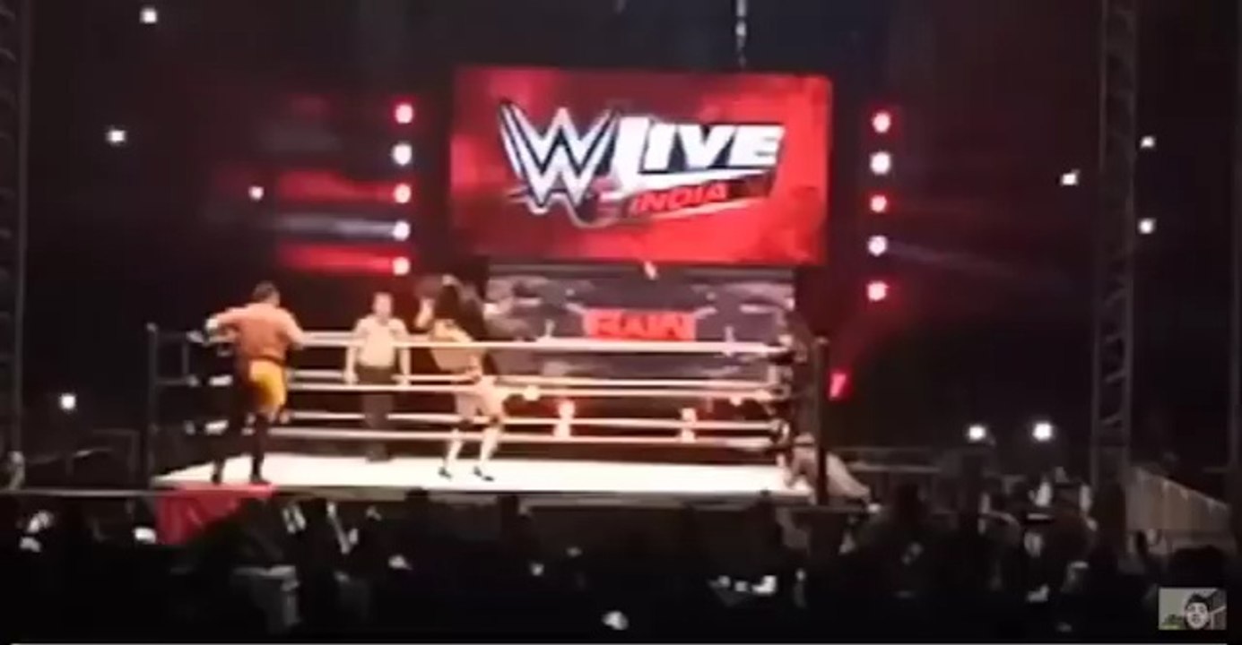 SAMOA JOE ATTACKS THE SHIELD IN INDIA