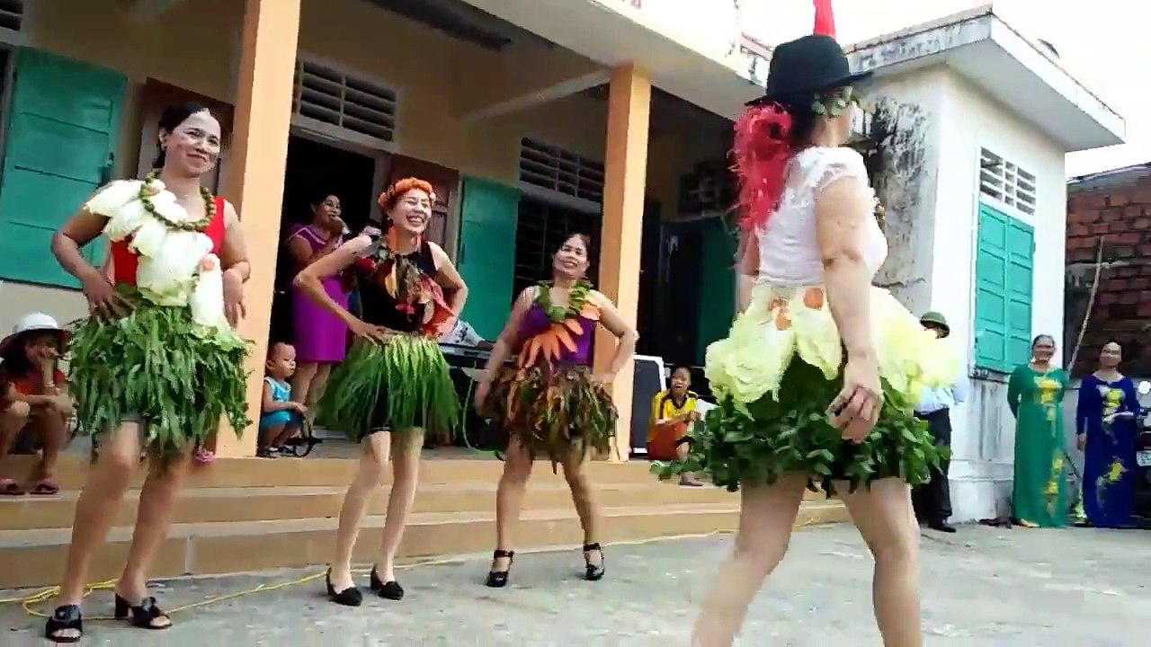 Cuộc Thi Hoa Hậu Hoa Quả Vui Nhộn Ở Vùng Quê Nghệ An