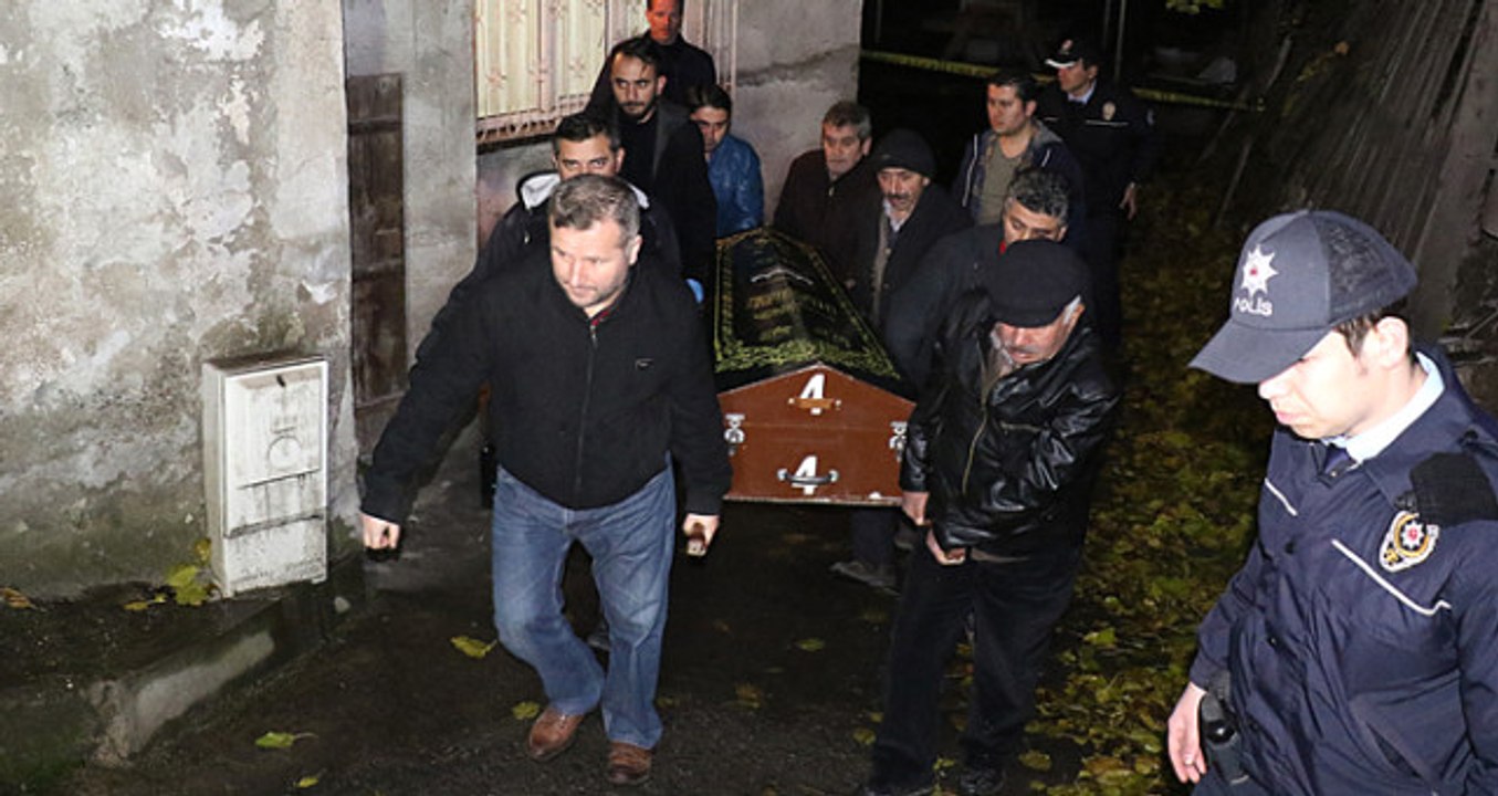 89 Yaşındaki Recep Dede Yalnız Yaşadığı Evinde Bıçaklanarak Öldürüldü