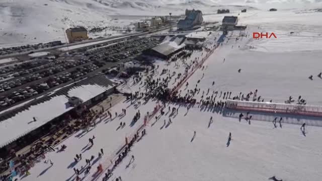 Kayseri Erciyes Kayak Merkezini Hafta Sonu 25 Bin Yerli ve Yabancı Ziyaret Etti