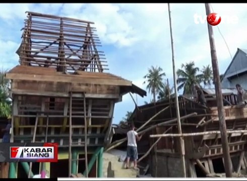 Tanah Ambles, Ratusan Rumah di Nias Rusak Berat