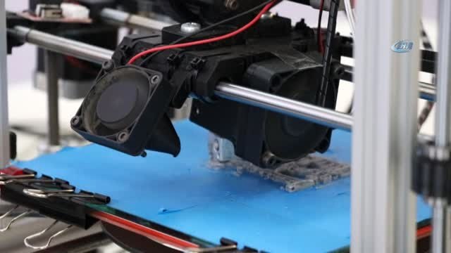 18 Yaşındaki Liseli 3 Boyutlu Yazıcı Üretti