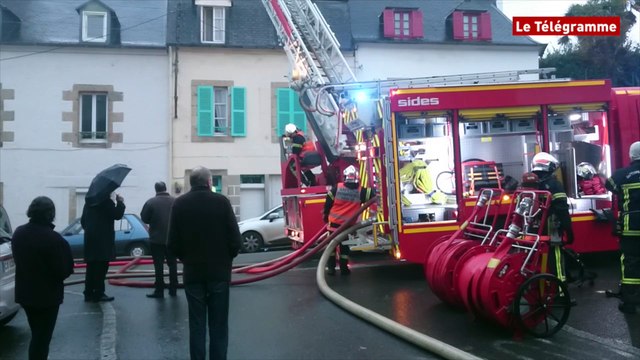 Morlaix. Incendie rue Gambetta, les pompiers sur place