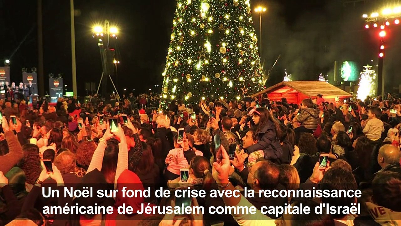 Liban: illumination du sapin de Noël à Beyrouth