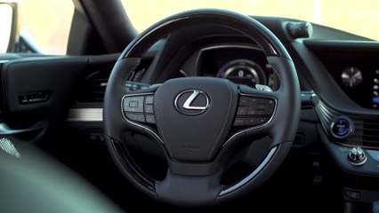 LEXUS LS 500h in White Interior Design