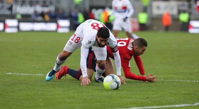 OL : Genesio dénonce l’acharnement des arbitres contre Fekir