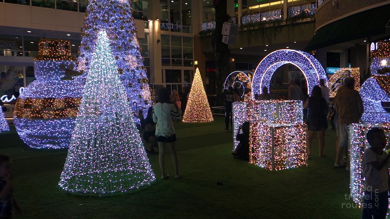 Christmas in Hua Hin, Hua Hin Market Village