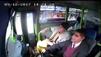 Fenalaşan yolcuyu hastaneye otobüs şoförü götürdü - AYDIN