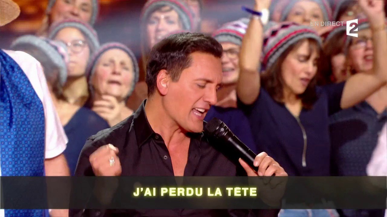 Dany Brillant et la chorale des Lions interprètent "Suzette"