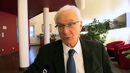 Gaby Charroux au micro d'Ulrich Téchené