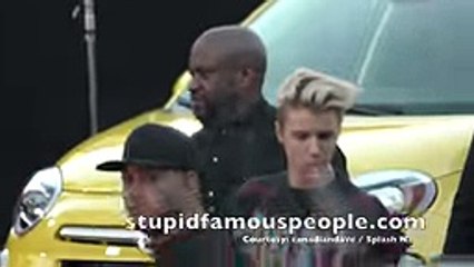 Justin Bieber Smoking at American Music Awards 2015