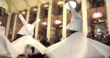 Noel ve Şeb-i Arus'u Aynı Etkinlikte Kutlayacak Olan Beşiktaş Belediyesine Tepki Yağdı