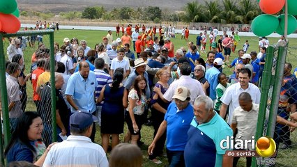 Prefeitura de Santa Helena inaugura campo de futebol em Várzea da Ema