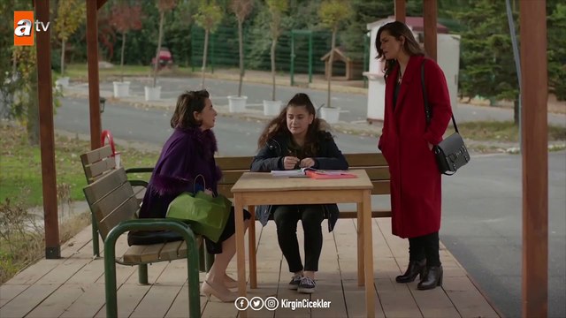 Zehra, Feride’ye yakalanıyor! - Kırgın Çiçekler 101.Bölüm