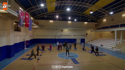 Spor hocası olunca Neriman! - Kırgın Çiçekler 101.Bölüm