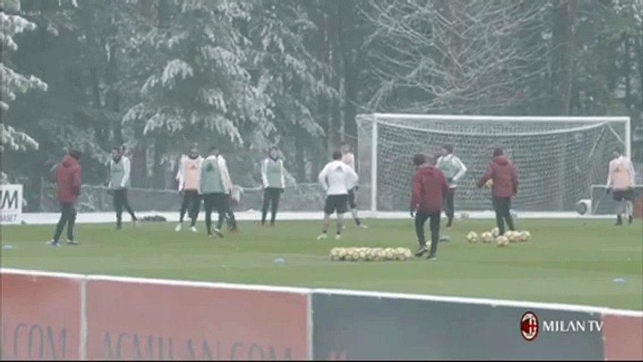 Milan training session 11-12-2017
