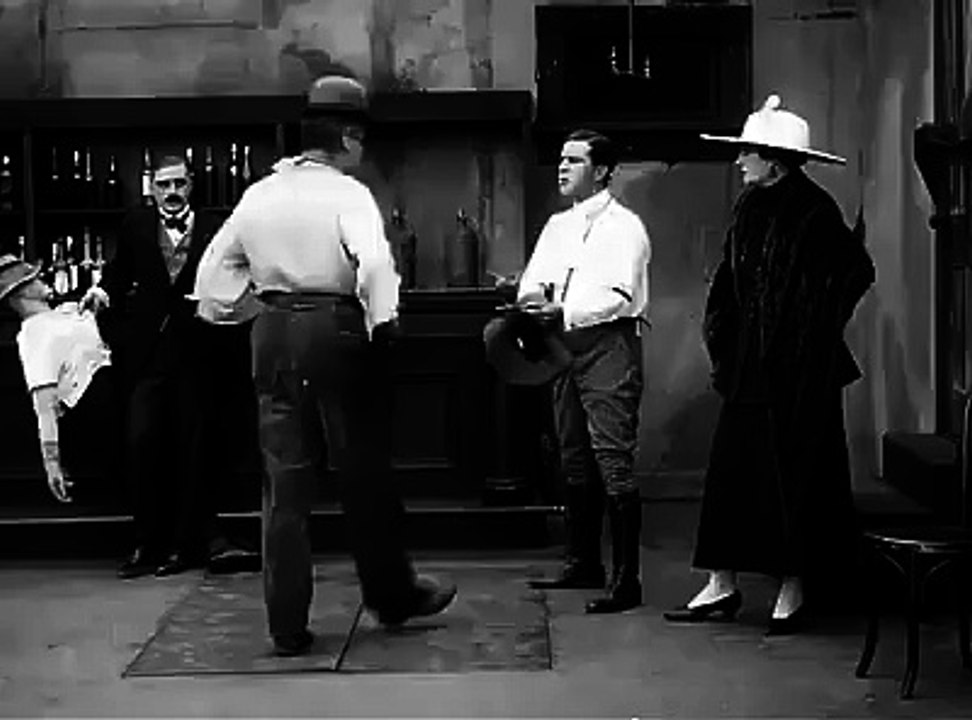 loooolololololoolol haahhahaha  Great Hahahah Charlie Chaplin So Funny Video... - Charlie Chaplin Funv