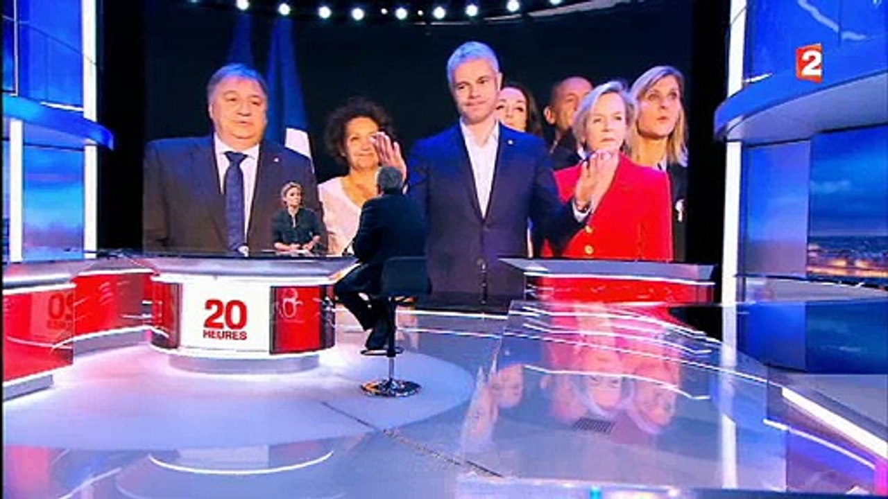 Xavier Bertrand annonce sur France 2 qu'il quitte Les Républicains, au lendemain de l'élection de Laurent Wauquiez
