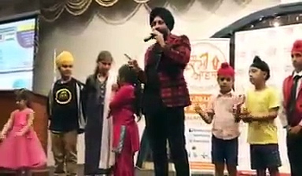 ਗਾਇਕ Vinaypal Singh Buttar ਮੁੜ ਪਰਤਿਆ ਆਪਣੀਆਂ ਜੜ੍ਹਾਂ ਵੱਲ। ਜਲਦੀ ਹੀ ਖੰਡੇ ਬਾਟੇ ਦੀ ਪਾਹੁਲ ਲੈ ਕੇ ਸਿੰਘ ਸੱਜੇਗਾ।