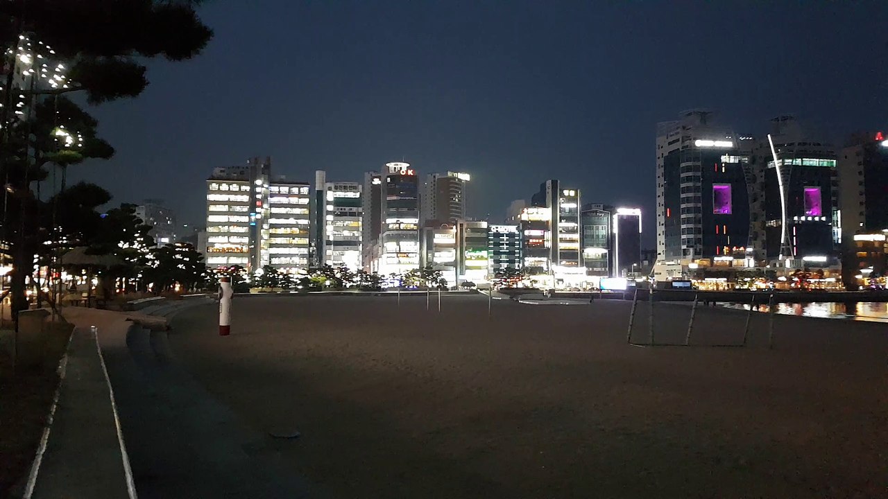 Busan Gwangan Beach 8
