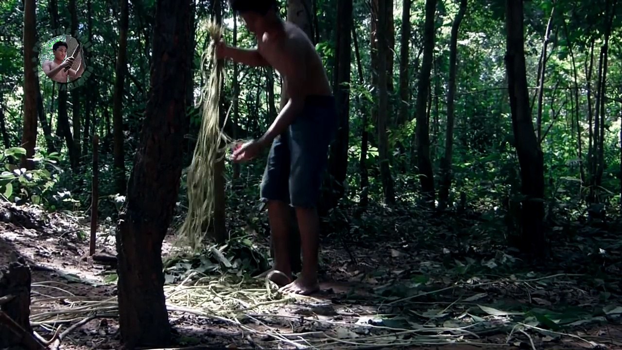 Primitive Times_ Fish Trap That Work 100%  How To Make A Fish Trap - Primitive Technology