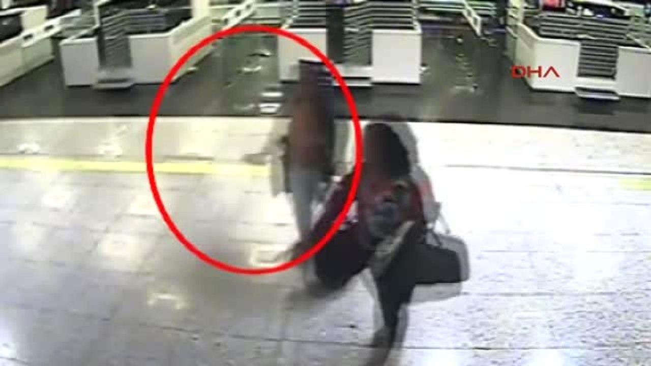 Brezilya'lı Kadının Midesinde 52 Prezervatif İçinde 580 Gram Kokain Bulundu