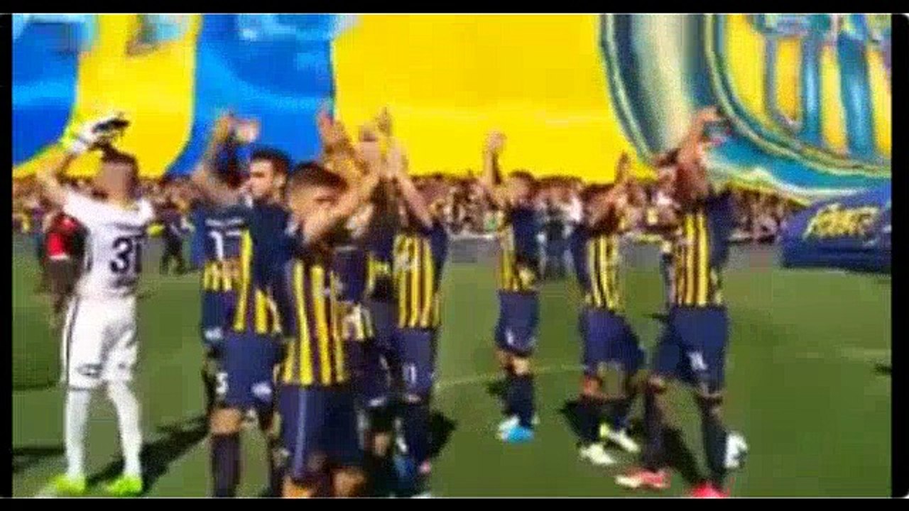 L'énorme tifo pour le derby de Rosario