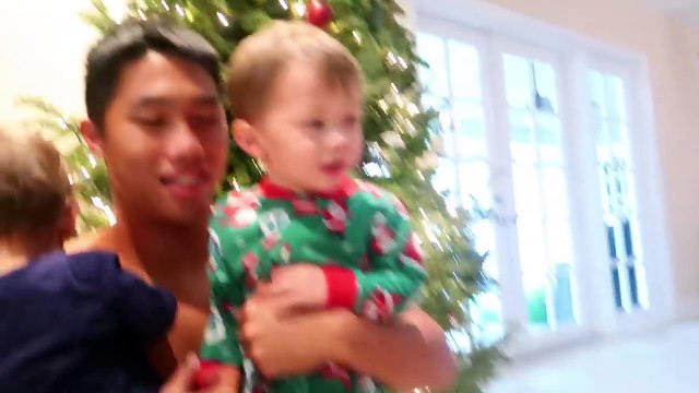 Baby Landon's First Steps At 10 Months Old